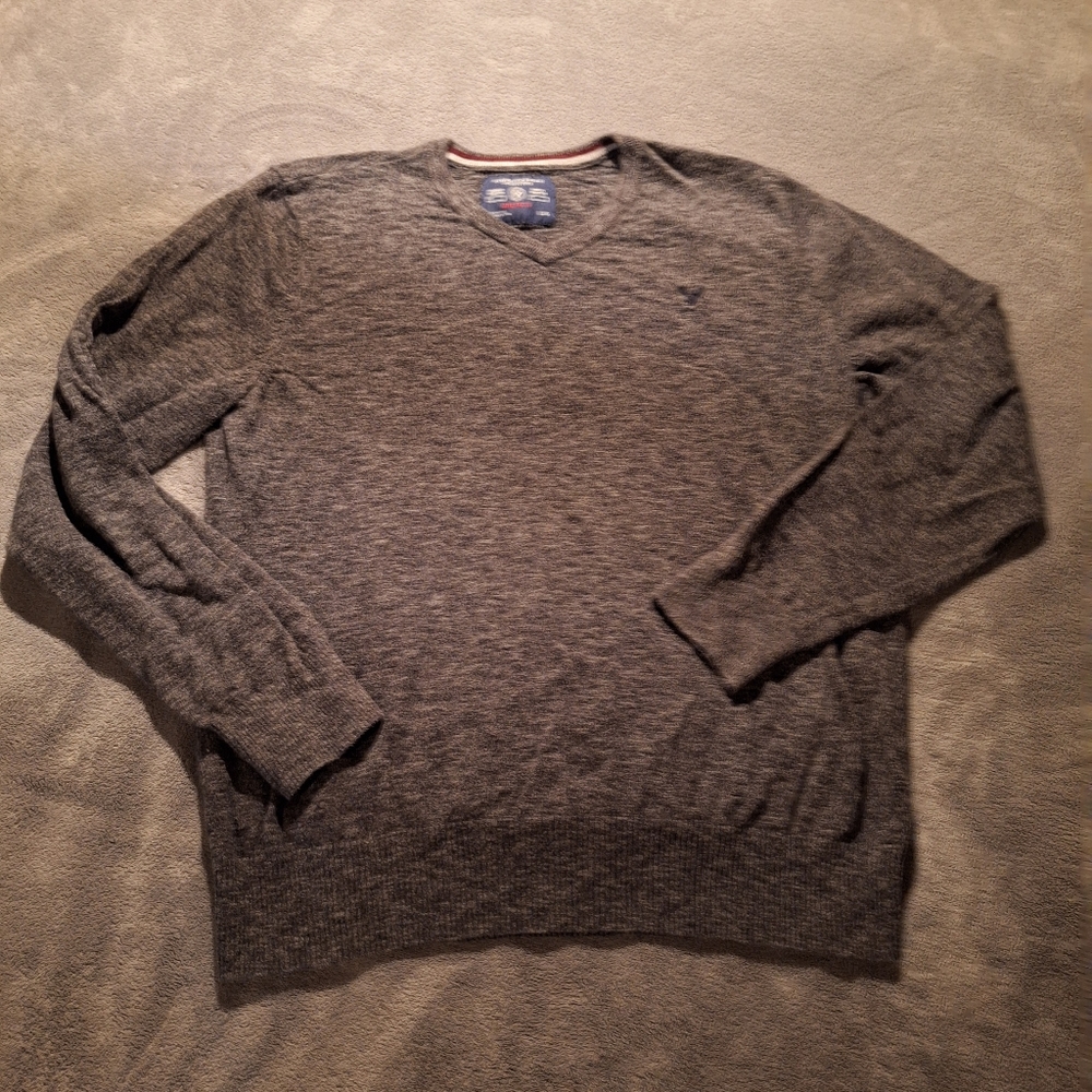 American Eagle Sweater Mens L Gray V-Neck Athletic Fit Long Sleeve Knit Cotton
